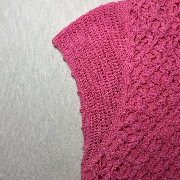 Lilly Pulitzer Vintage Pink Crochet Knit Top Cap Sleeves V-Neck Women's Size Med - Picture 10 of 11
